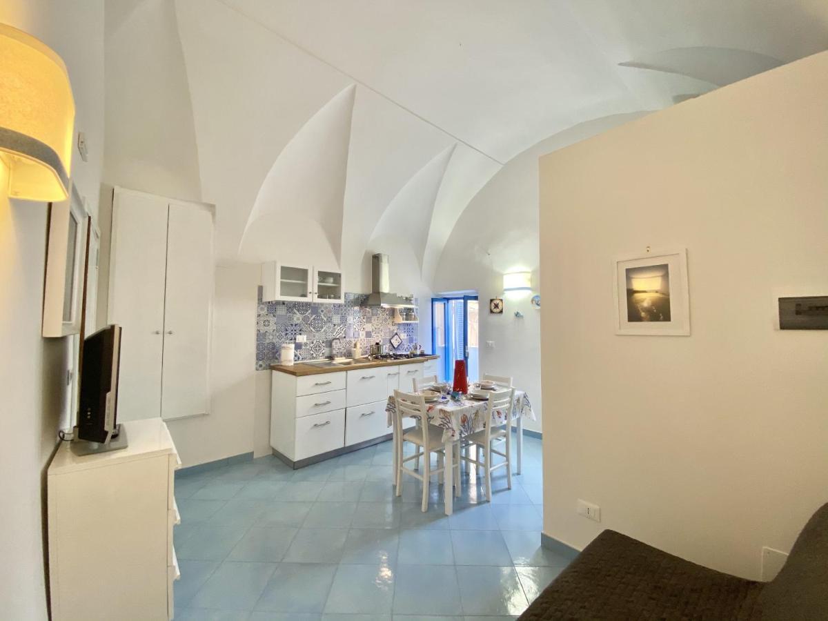 Holidaycasa Teresa - Monolocale Nel Cuore Del Cent Sperlonga Luaran gambar